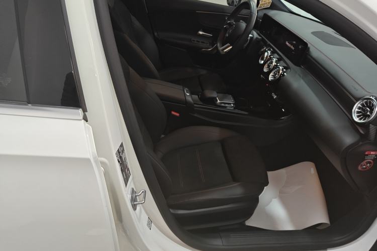 Used Mercedes-Benz A-Class 2024 A 200 L Fashion Model
