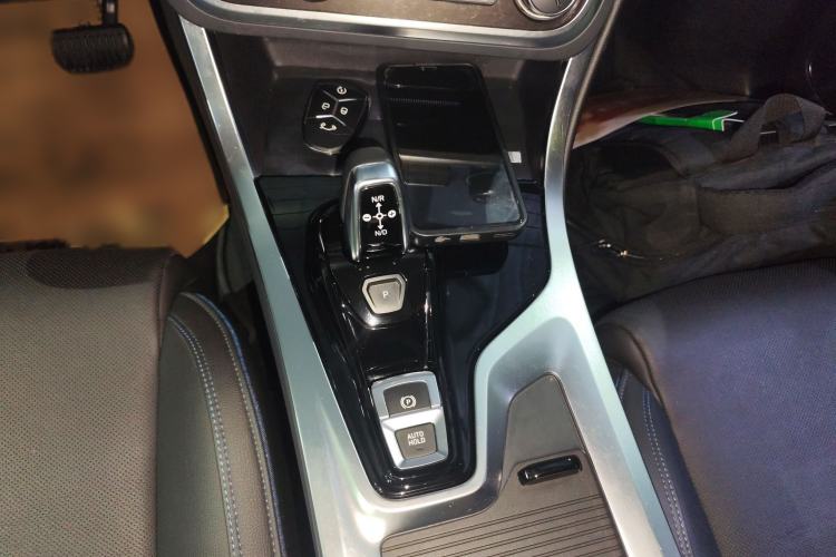 Used Lynk & Co 01 2019 2.0T Two-Wheel Drive Zhaopu Version China VI Standard
