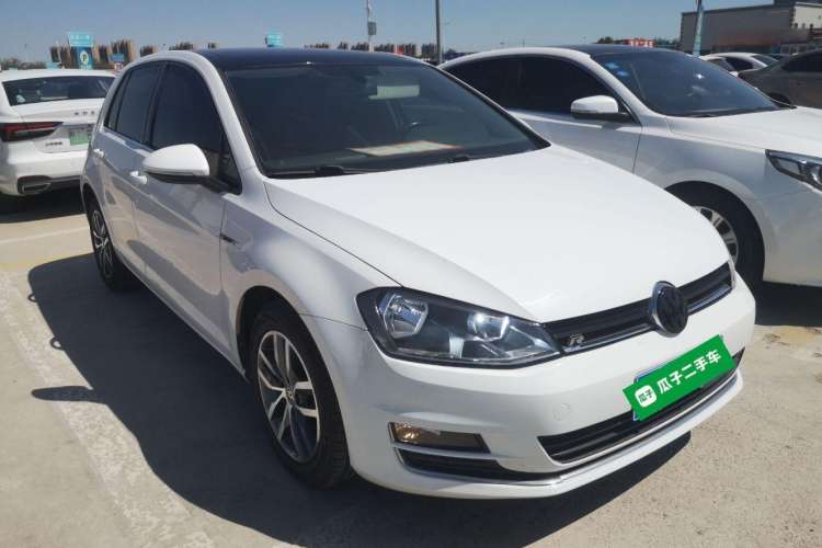 Used Volkswagen Golf 2016 230TSI Automatic Luxury Version
