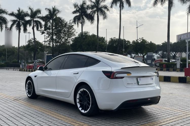 Used Tesla Model 3 2023 Long-Range All-Wheel-Drive Version