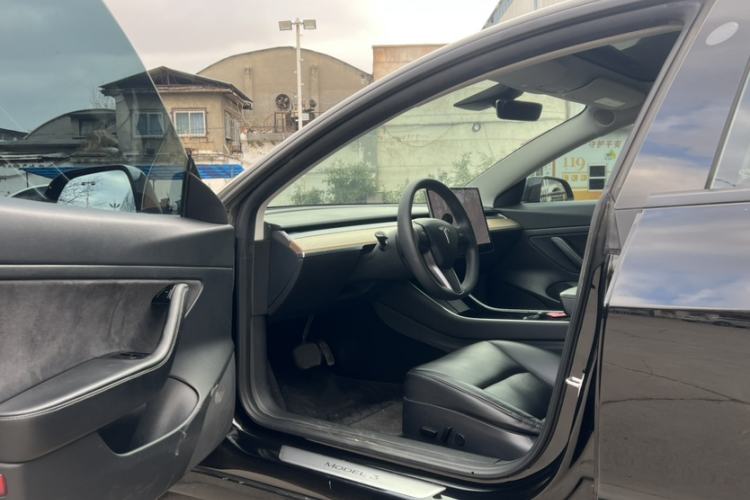 Used Tesla Model 3 2019 Standard Range Rear-Drive Upgraded Version
