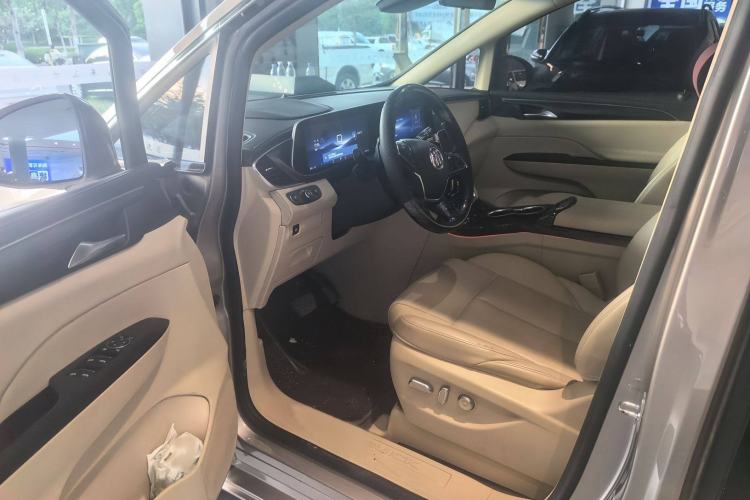 Used Buick GL8 2023 ES Lu Zun Deluxe Model
