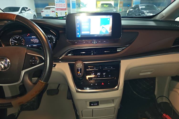 Used Buick GL8 2021 Land Cruiser Executive Class 652T Comfort Model
