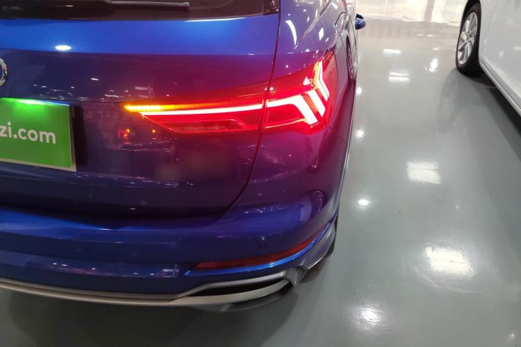 Used Audi Q3 2019 40 TFSI Fashion Dynamic Model