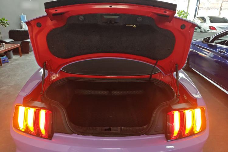 Used Ford Mustang 2019 2.3L EcoBoost
