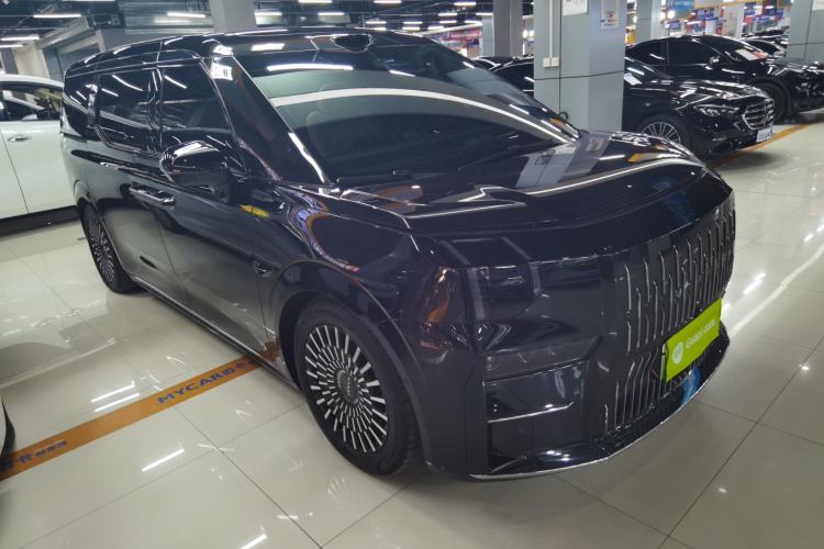 Used Zeekr 009 2024 Six-Seat Executive Version 4WD 108 kWh
