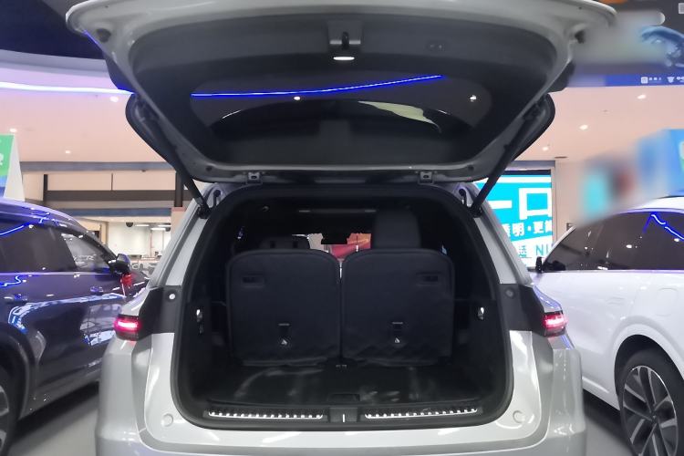 Used Li Auto L9 2022 Max model
