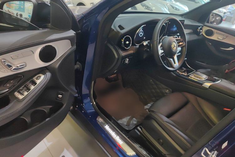 Used Mercedes-Benz GLC Coupe 2021 GLC 260 4MATIC Coupe SUV
