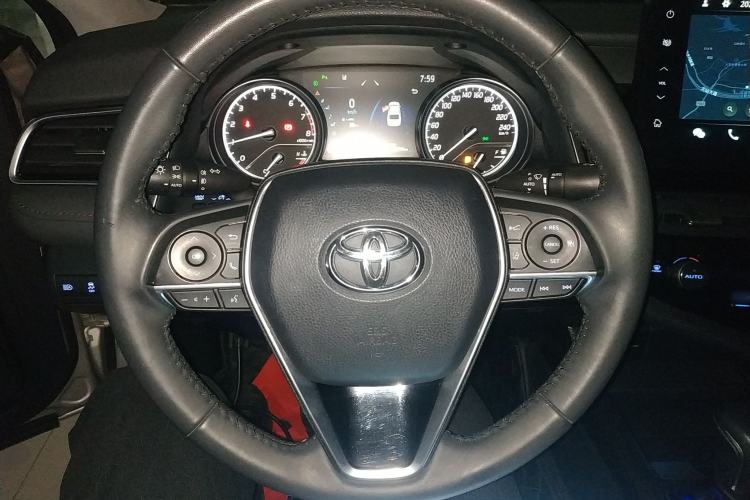 Used Toyota Camry 2021 2.0G Luxury Edition