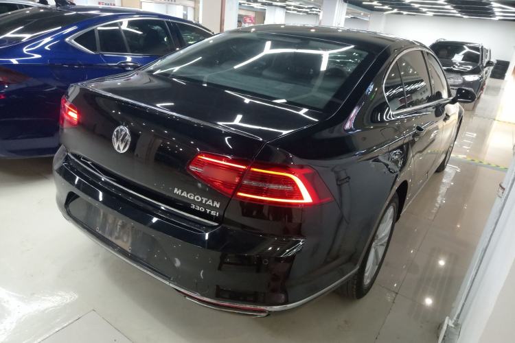 Used Volkswagen Magotan 2018 330TSI DSG Luxury Model