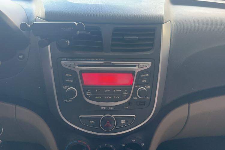 Used Hyundai Verna 2016 1.4L Manual Smart GLS Trim