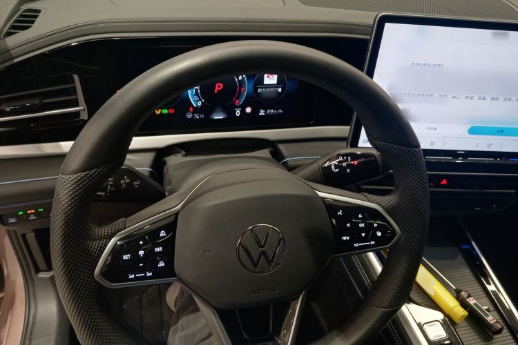 Used Volkswagen Passat 2025 Pro 380TSI Starry Dragon Luxury Edition
