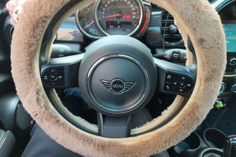 Used  MINI 2022 Updated 1.5T ONE
