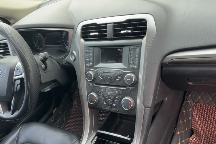 Used Ford Mondeo 2017 EcoBoost 200 Stylish Model
