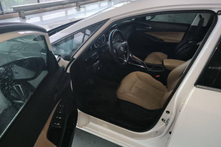 Used Buick GL6 2021 323T Mild Hybrid Connect Luxury Model
