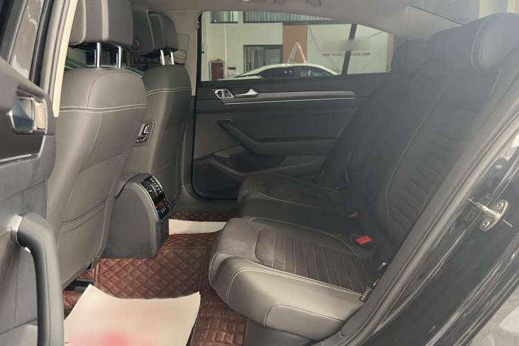 Used Volkswagen Magotan 2020 330TSI DSG Luxury Edition
