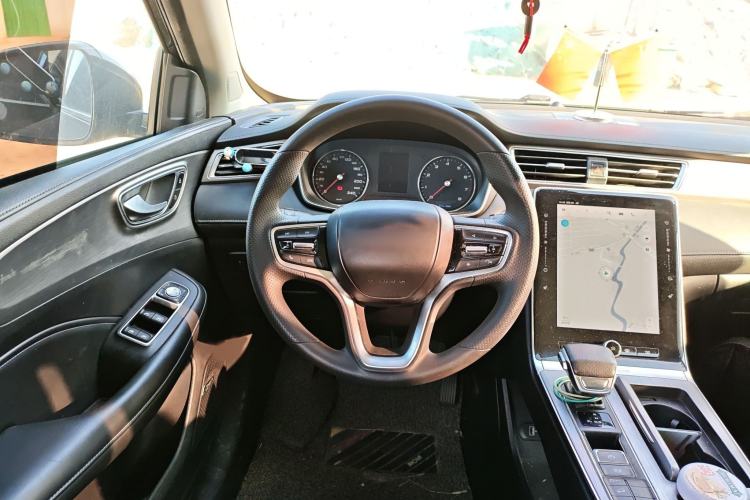 Used Roewe RX5 2020 PLUS 300TGI Automatic Ali National Style Luxury Edition
