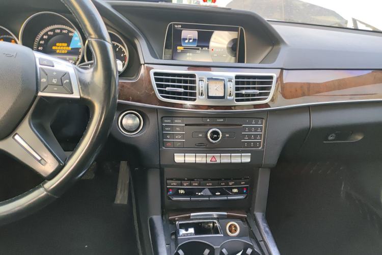 Used Mercedes-Benz E-Class 2015 Revised E 260 L
