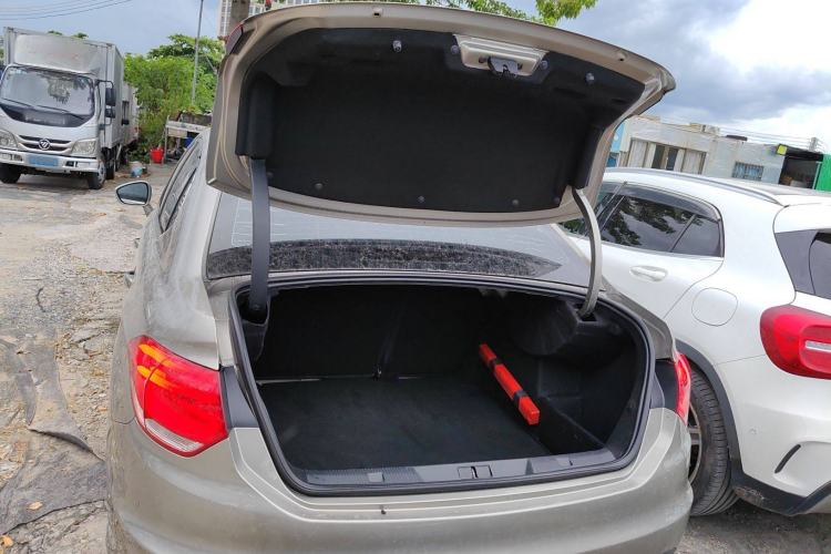 Used Citroen C4L 2014 1.8L Intelligent Drive Automatic Dynamic Model
