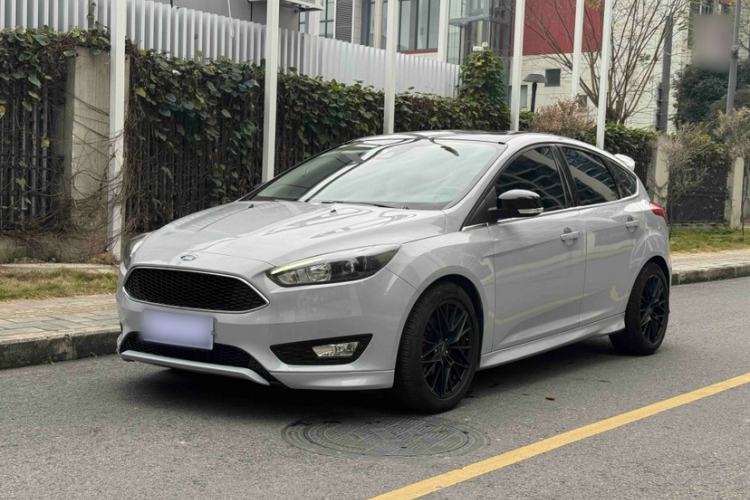 Used Ford Focus 2018 Hatchback Classic EcoBoost 180 Automatic Sport Edition
