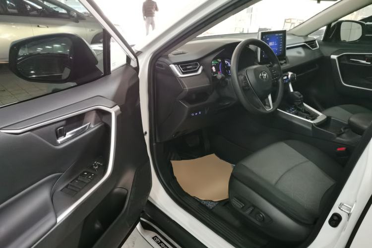 Used Toyota RAV4 2022 Dual-Engine 2.5L E-CVT Two-Wheel Drive Elite Edition