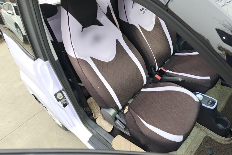 Used Chery QQ Ice Cream 2022 170km Sundae Phosphate Lithium-Ion
