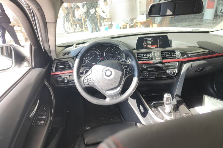 Used BMW 3 Series 2016 320Li Fashion Model
