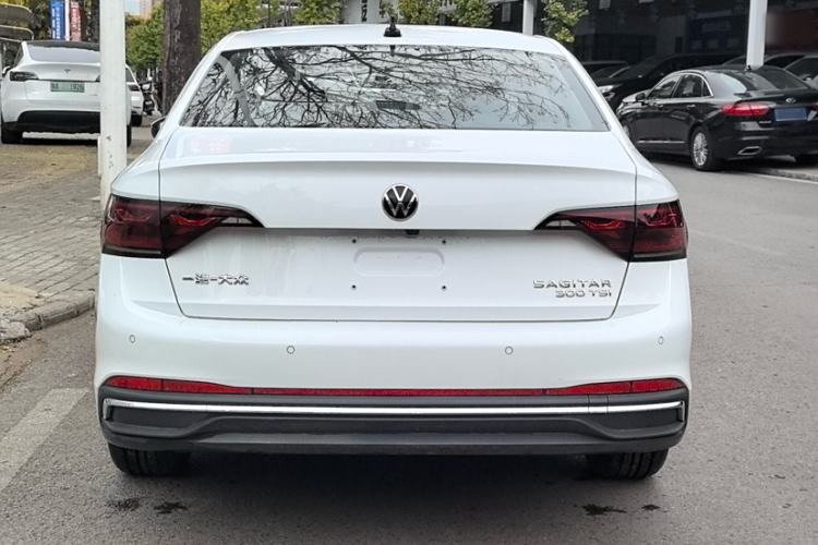 Used Volkswagen Sagitar 2025 300TSI DSG Flyover Edition
