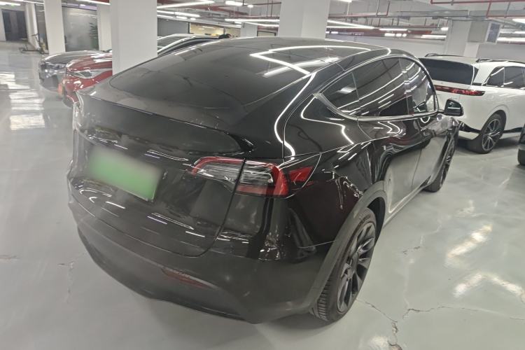 Used Tesla Model Y 2021 Long-Range All-Wheel-Drive Version 3D7
