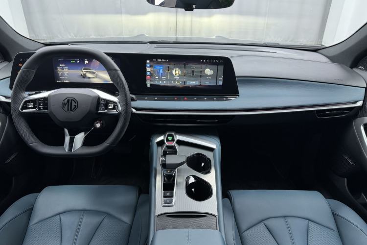 Used MG 7 2025 2.0T 405 AT Luxury Edition
