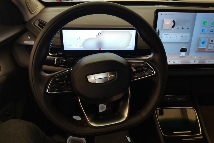 Used Geometry G6 2022 620 New Le Xinying
