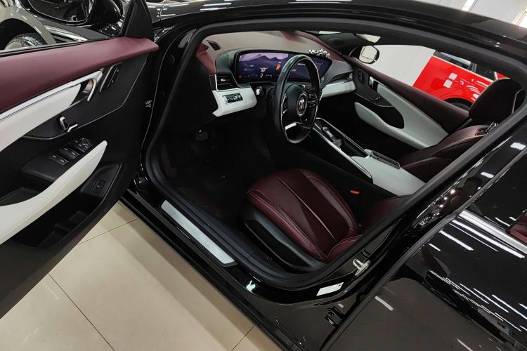 Used Buick LaCrosse 2023 28T Prestige Edition
