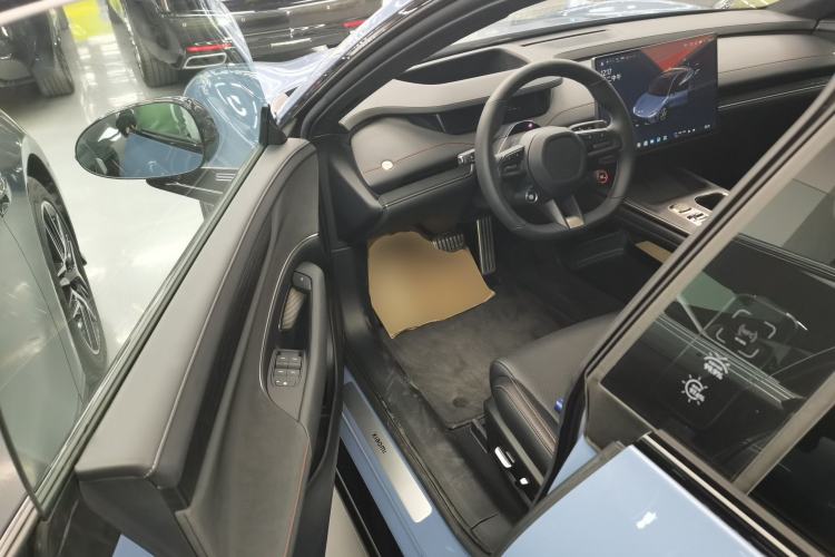 Used  SU7 2024 Four-Wheel-Drive Max Founder's Edition