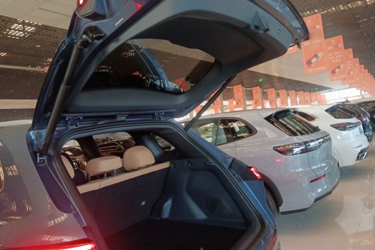 Used  Galaxy Xingjian 7 EM-i 2025 120km Flagship Edition
