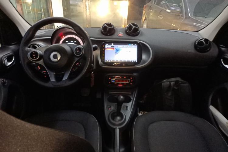 Used  forfour 2016 1.0L 52 kW Passion Edition