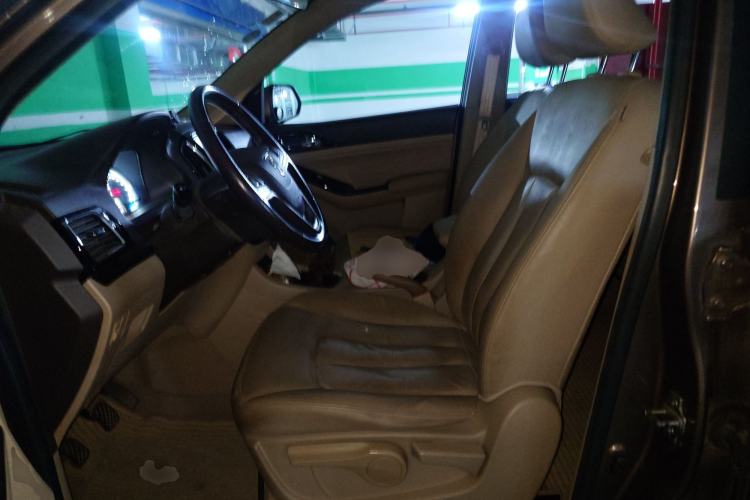 Used Baojun 730 2014 1.5L Manual Luxury Navigation ESP Version 7 Seats