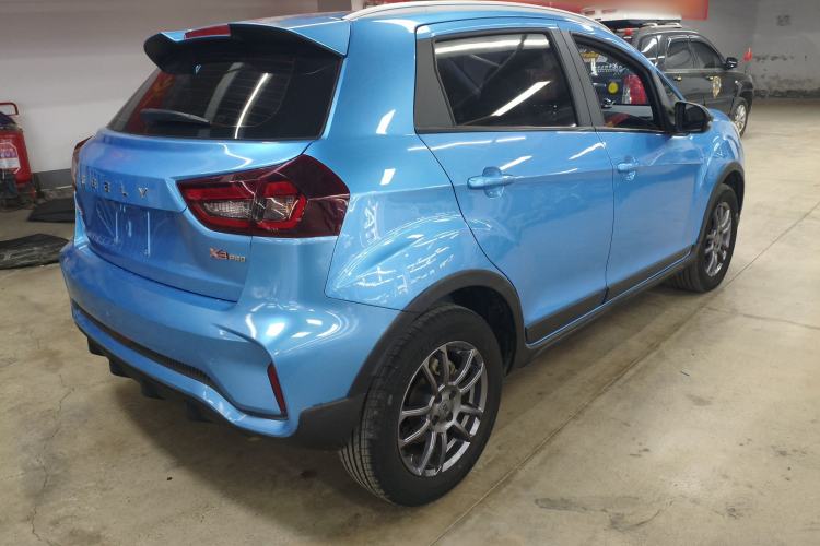 Used Geely Auto Vision X3 2021 PRO 1.5L CVT Deluxe Model
