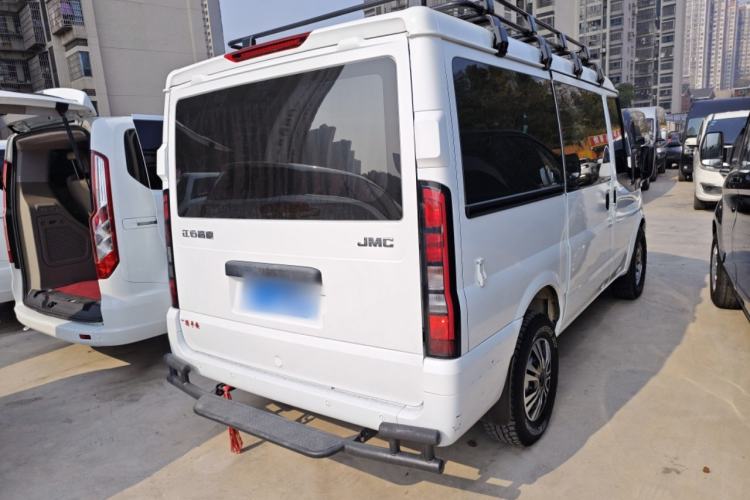Used JMC Fushun 2023 2.0T Automatic Short-Wheelbase Low-Roof Commercial & Multi-Purpose Passenger Vehicle 6 Seats with Lift-Up Tailgate
