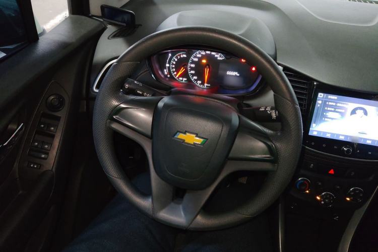 Used Chevrolet Trax 2017 1.4T Manual Two-Wheel Drive Comfort Model
