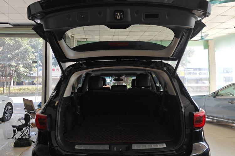 Used Infiniti QX60 2016 2.5 S/C Hybrid Two-Wheel-Drive Excellence Edition China V Standard