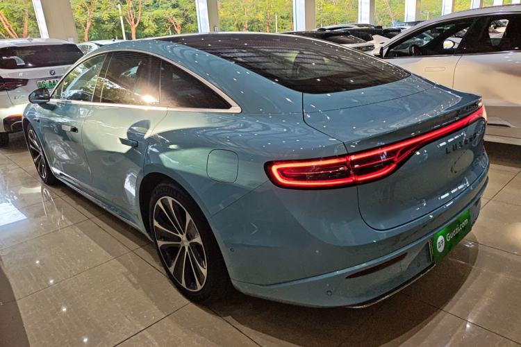 Used Hima Luxeed S7 2025 785 km Ultra
