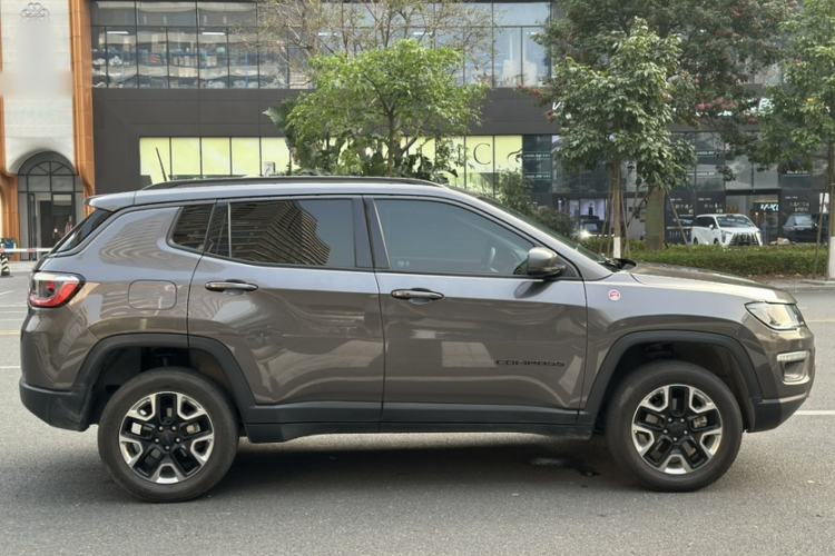 Used  Compass 2019 220T Automatic Four-Wheel Drive High-Performance Flagship Edition
