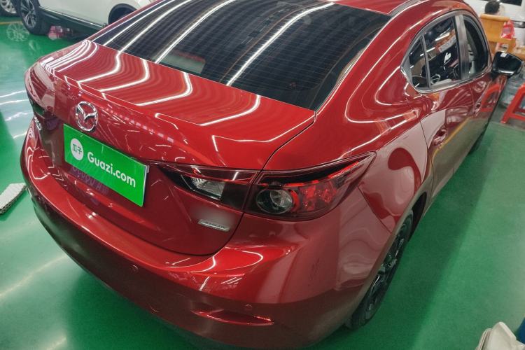 Used Mazda Mazda 3 Axela 2016 Sedan 1.5L Automatic Comfort Model
