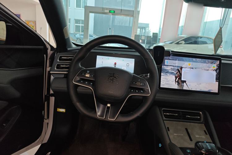 Used BYD Qin L 2024 DM-i 120KM Beyond Model
