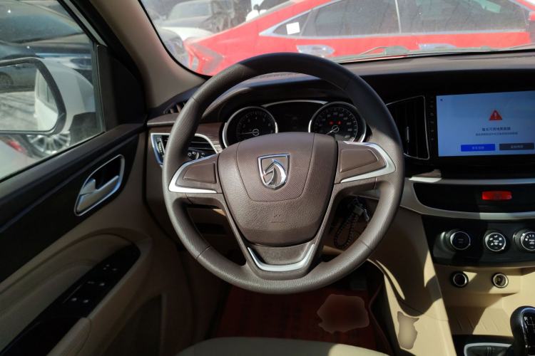 Used Baojun 730 2019 1.5L Manual Value Edition 7 Seats China VI Emission Standard
