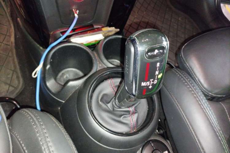 Used  MINI 2019 2.0T COOPER S Artist Five-Door Edition
