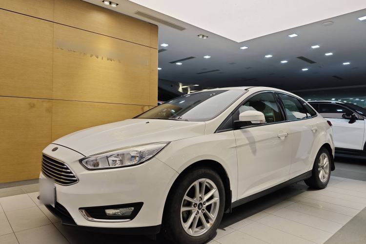 Used Ford Focus 2017 Sedan 1.6L Automatic Fashion Edition Smart Drive Version
