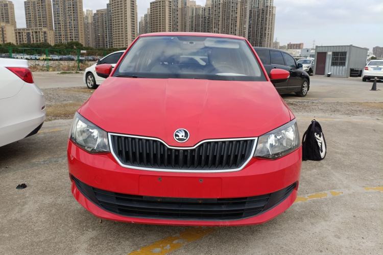 Used Skoda Fabia 2017 1.4L Automatic Car Enjoy Edition
