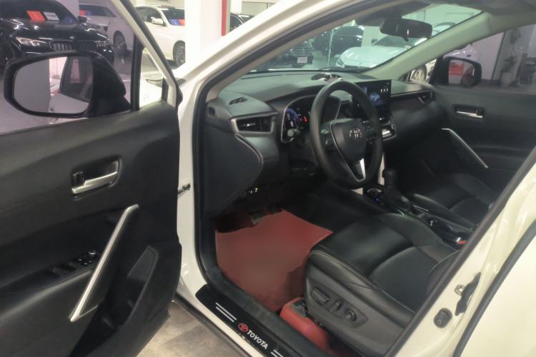 Used Toyota FRONTLANDER 2023 2.0L CVT Luxury Edition