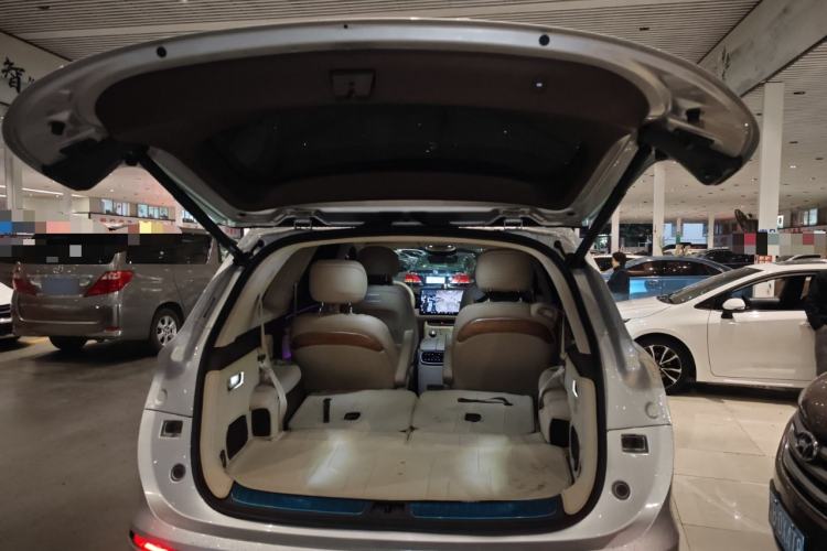 Used Hima AITO M7 2024 1.5T Intelligent Driving Rear-Drive Max Edition 6 Seats
